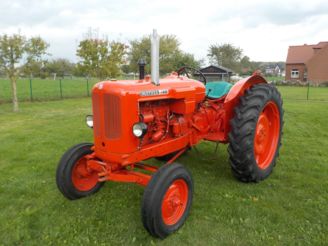 Oldtimer Tractor Nuffield