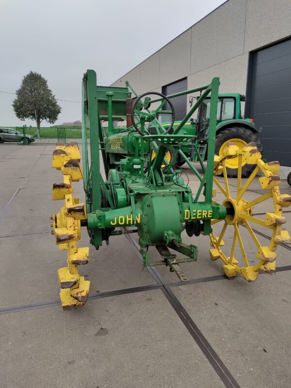 JOHN DEERE A non styled + chargeur
