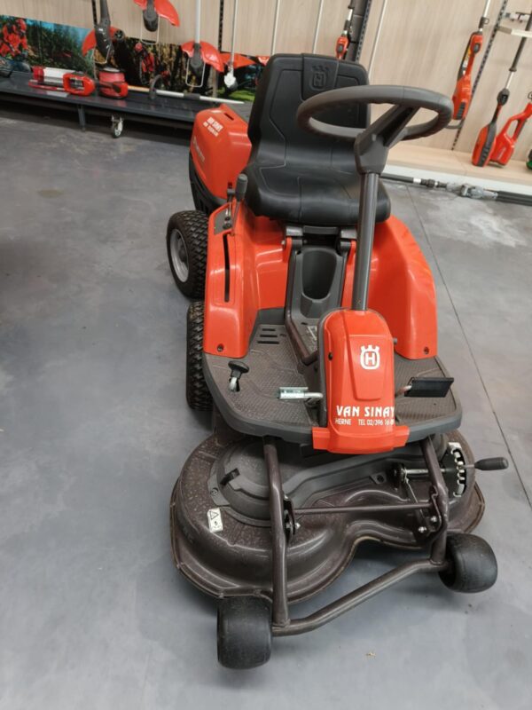 Husqvarna R111