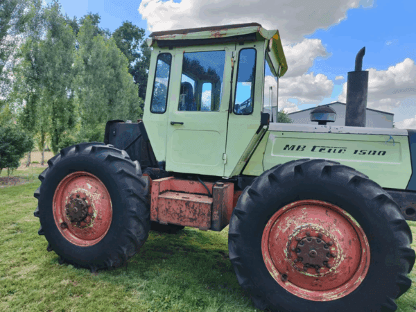MB TRAC 1500 – Image 9