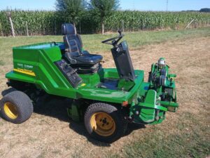 John Deere 1203