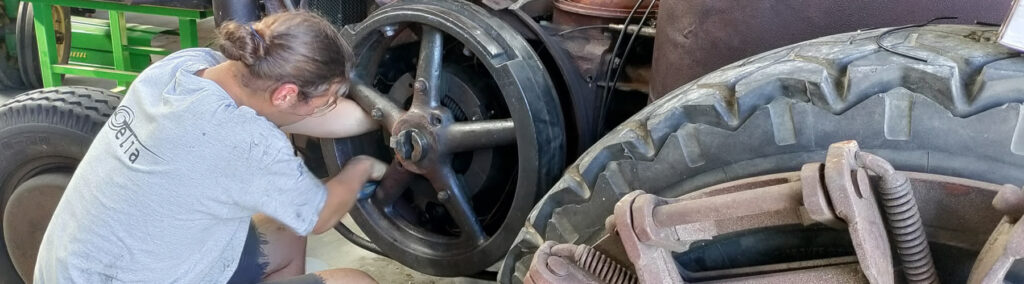 Restauratie Oldtimers bij Van Sinay te Herne